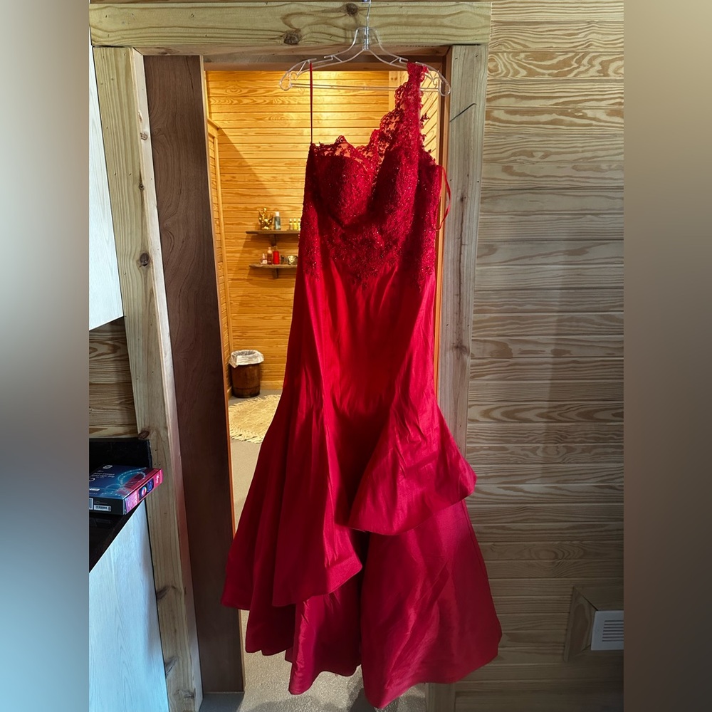 Morilee by Madeline Gardner size 15/16